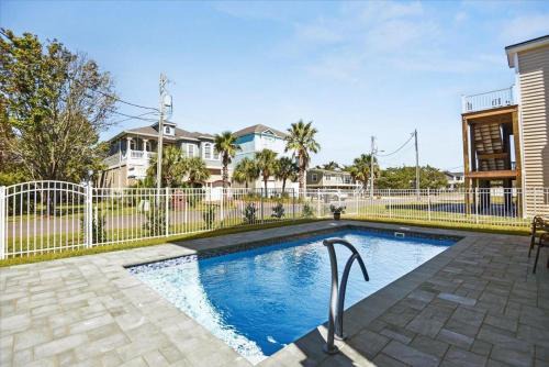 Windy Hill House | Antigua Breeze - 3rd Row - Windy Hill Section