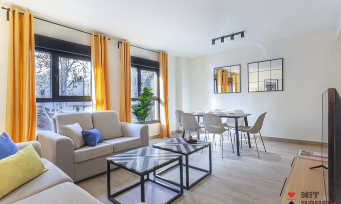 Atocha Apartment | Antonio Lopez XII apartment in Madrid
