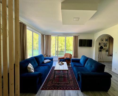 Mali Radic House | Anur House
