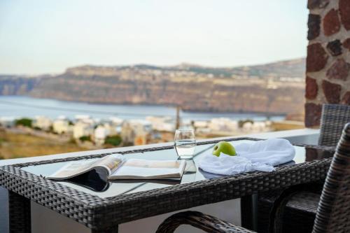 Akrotiri Bed & Breakfast | Anya Suites Santorini