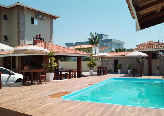 Downtown Ubatuba Apartment | Ap 2 dorm 500 m da Praia Grande