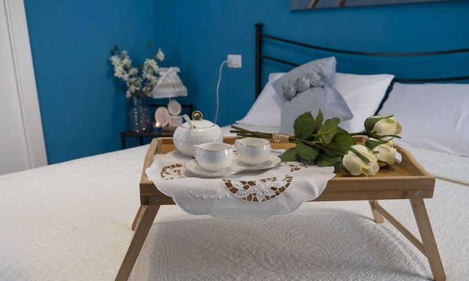 Santo Stefano di Camastra House | Apartment located in the center of town. With all the amenities.