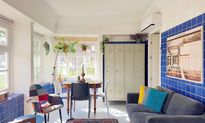 Amsterdam North Apartment | Aparment in former bathhouse. Free parking