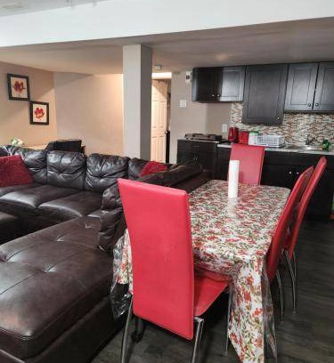 Aylmer Apartment | Apartment ∙ 2 bedrooms ∙ 4 guests