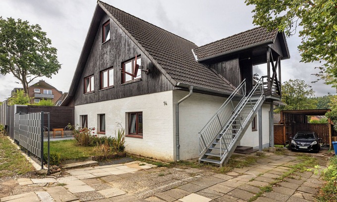 Buchholz in der Nordheide Apartment | Apartment 'Buchholz I D N' with Private Terrace, Shared Garden and Wi-Fi