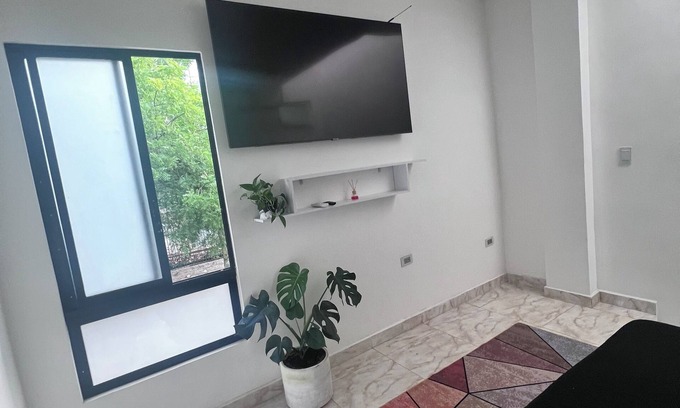 Cali Apartment | Apartaestudios Duplex Espacioso Sector Tranquilo Seguro a 20 min del Aeropuerto,