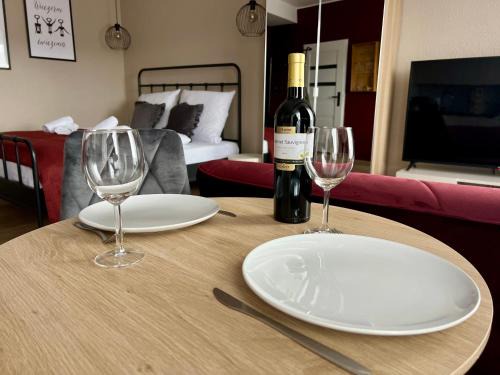 Walbrzych Apartment | Apartament Czerwone Wino 100m od Szczawno-Zdrój