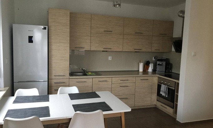 Torun Hotel | Apartament F&J 35
