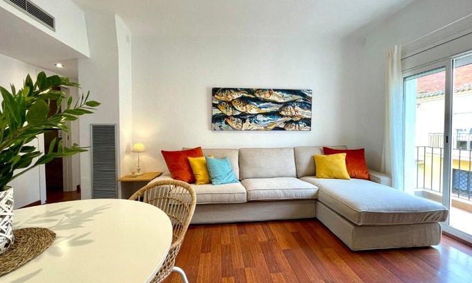 Canet de Mar Apartment | APARTAMENT MEDITERRANI