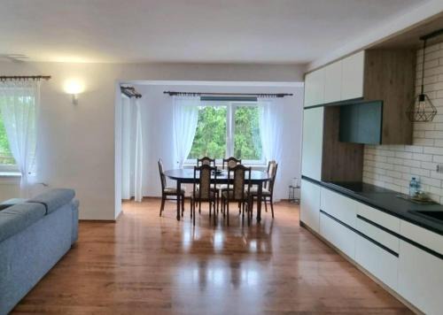 Augustow Apartment | Apartament Riviera z widokiem na kanał Augustowski