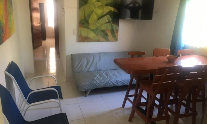Comuna 2 Apartment | APARTAMENTO 202 cerca playa los cocos
