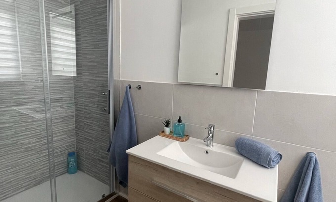 Valdepenas Apartment | Apartamento Blanco en Valdepeñas, en pleno centro histórico de la ciudad
