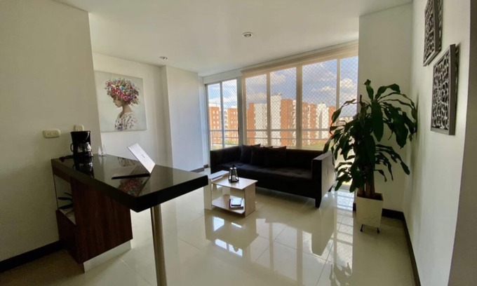 Cali Apartment | Apartamento Cómodo y Estratégico Cerca de Valle del Lili y Jardín Plaza