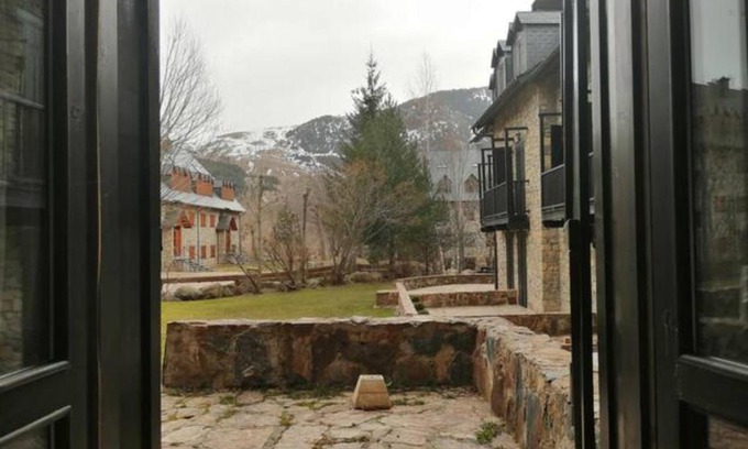 Taull Apartment | Apartamento con terraza Herbasabina 1