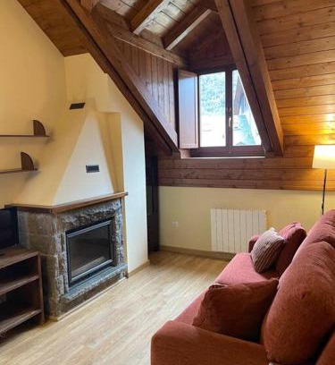 Linsoles Apartment | Apartamento dúplex en Benasque