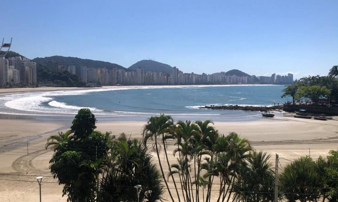 Vila Alzira Apartment | Apartamento de Frente Para a Praia Astúrias, 5 Suítes