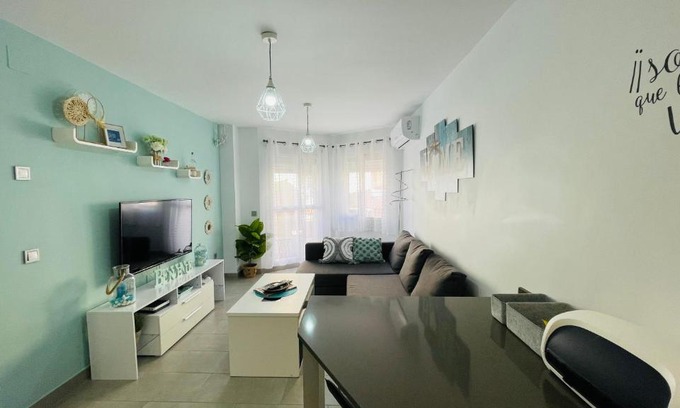 Zahara de los Atunes Apartment | Apartamento Luna de Zahara - Situado en la zona tranquila del pueblo a 3 min de la playa y ocio