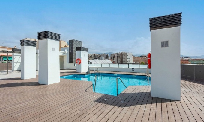 Cruz de Humilladero Apartment | Apartamento La Estación Málaga by Ruralidays