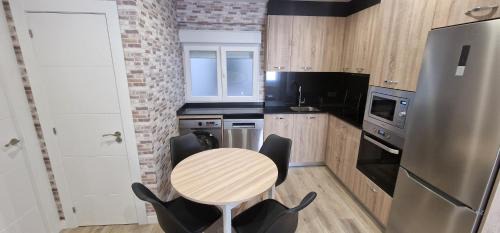 Aviles Apartment | Apartamento La Estación - Para 6 - VUT-4522-AS