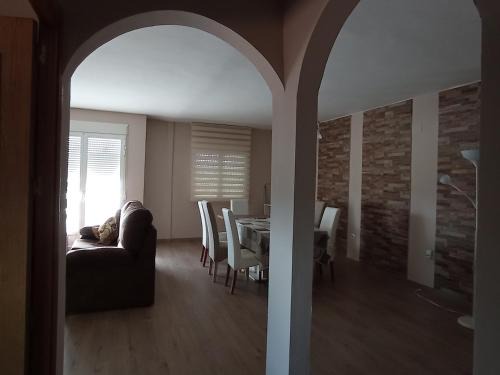 Alaminos Apartment | Apartamento Los Arcos