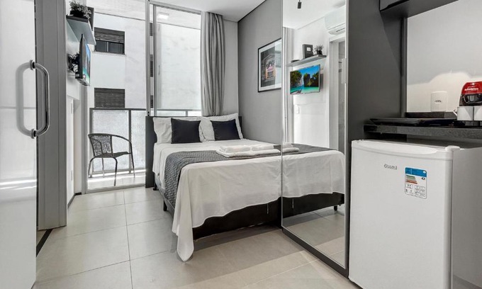 Bela Vista Apartment | Apartamento na Frei caneca próximo ao Shopping com CoWorking e Piscina