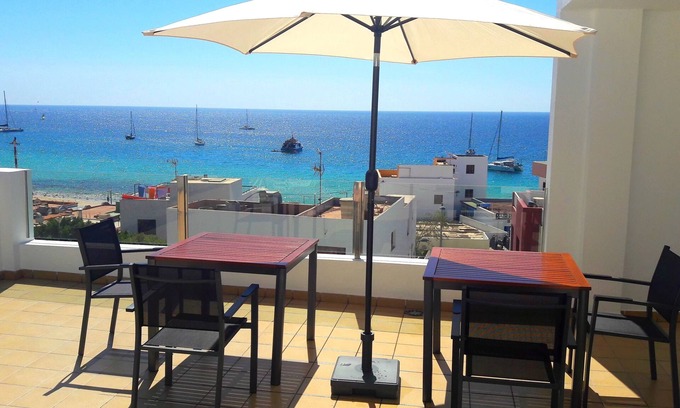 Morro Jable Apartment | Apartamento Sarah 2C, 2min to the beach and promenade, central and quiet. Free WIFI