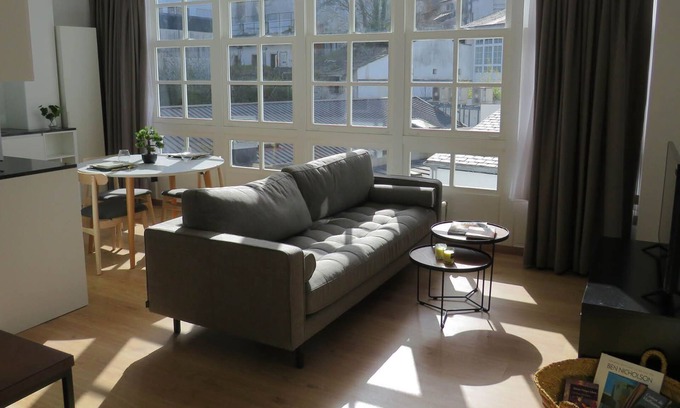 Lugo Apartment | APARTAMENTOS ARMANYA 3