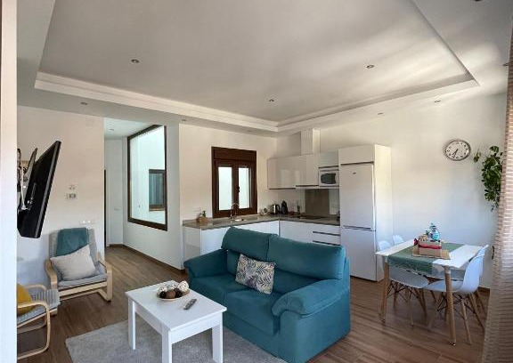 Setenil de las Bodegas Apartment | Apartamentos Cantarería, Jazmín.