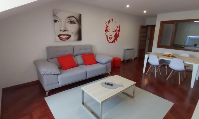 Vilagarcia de Arousa Apartment | Apartamentos LEON XIII