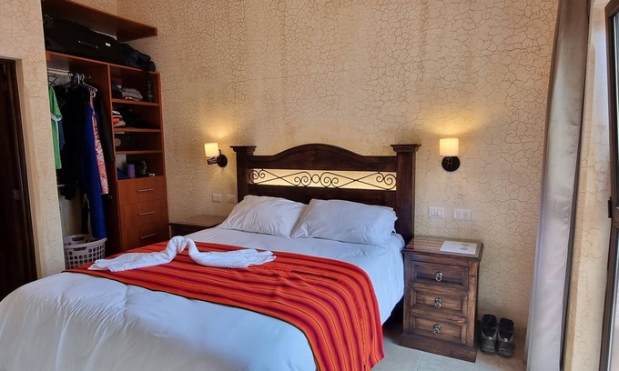 Antigua Guatemala Apartment | APARTAMENTOS LOS NAZARENOS ROOM 7-2