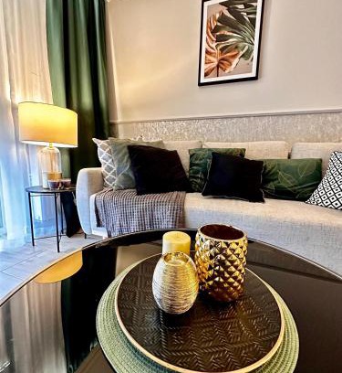 Kielce Apartment | Apartamenty Kielce- Klonowa nad zalewem, 1-13 osób, faktura, parking, centrum