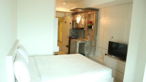 Pekayon Jaya Apartment | Apartemen Grand Kamala Lagoon by Cheapinn