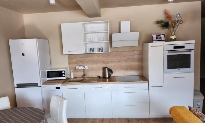 Michalovce Apartment | Apartmán Greenside
