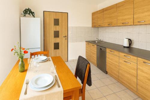 Golcuv Jenikov Apartment | Apartmán Kladeruby nad Oslavou - celý byt nebo jednotlivé pokoje