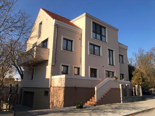 Tabor Apartment | Apartmán Na Dukelské s garáží