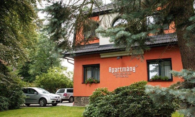 Roznov Pod Radhostem Apartment | Apartmány U Červeného stromu