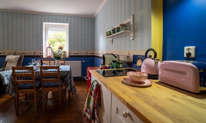Stare Krecany Apartment | Apartmány U Mluvících kamenů 3 ,salty pool, in National park