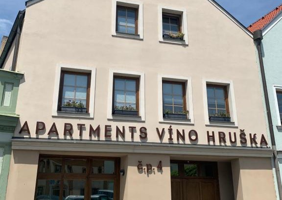 Pardubice House | Apartmány VÍNO HRUŠKA Pardubice