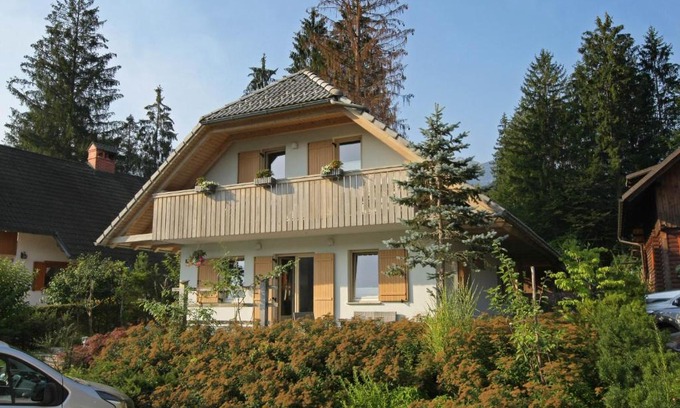Ribcev Laz House | Apartma - Počitniška hiša Lodi