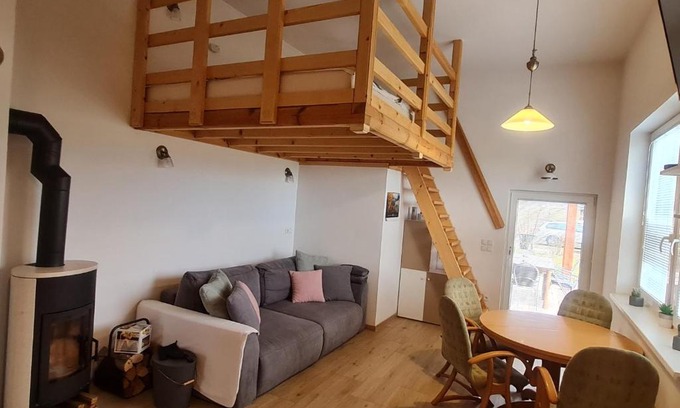 Praprotna Polica Apartment | APARTMA RANČ LUŽE