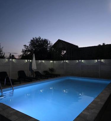 Vojvodina Apartment | Apartman Crvenka bazen