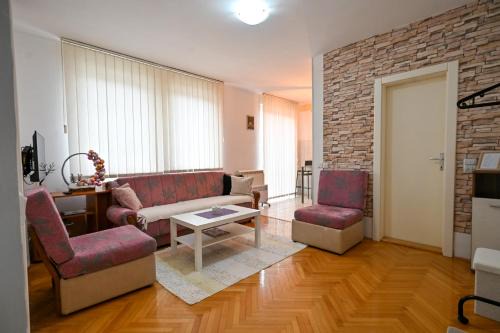 Kraljevo Apartment | Apartman Dunja
