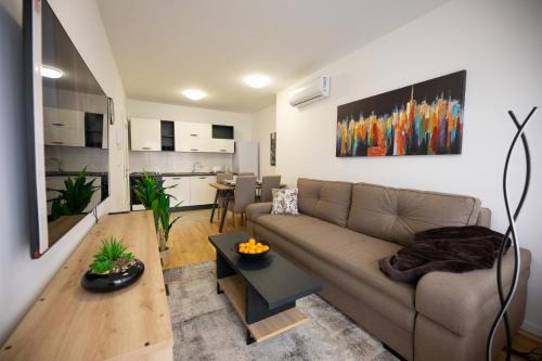 Osijek Apartment | Apartman IVANA - private parking