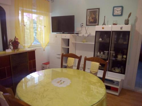 Gradac Apartment | Apartmani Ćubela