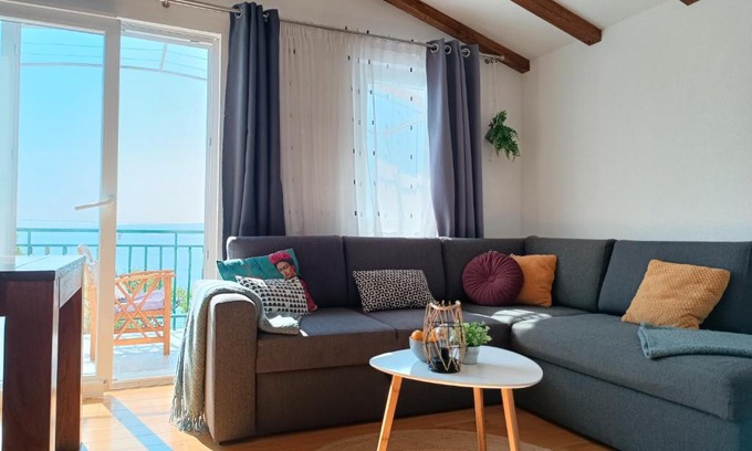 Brela House | Apartmani Mira Brela
