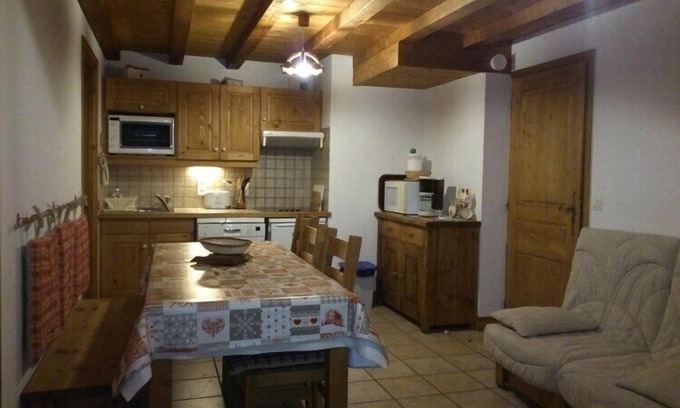 Cohennoz Apartment | apartment for 6 people in a quiet dead end - 3 bedrooms - Terrace - Garage -