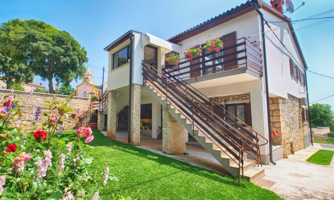 Liznjan Apartment | Apartment 1654/17137 (Istria - Liznjan), 1000m from the beach
