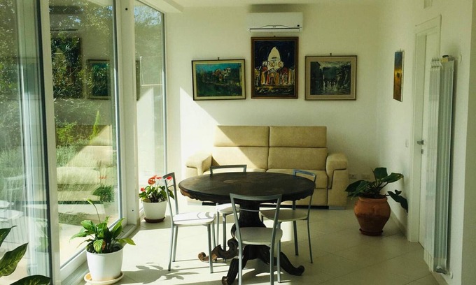 Alvignano Apartment | Apartment 2 with Lake View