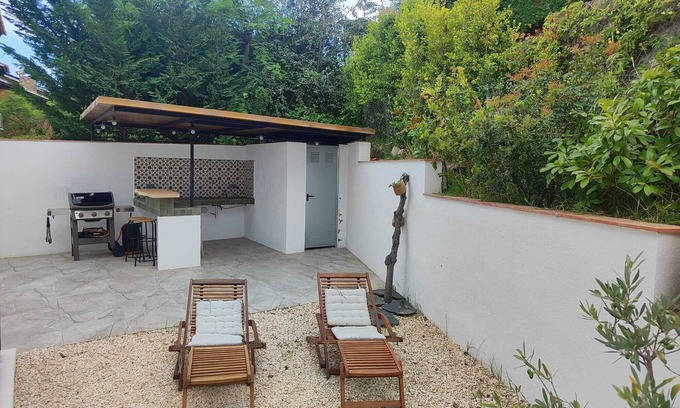 Premia de Dalt Apartment | Apartment 20 km from Barcelona, enjoy the beach and mountains