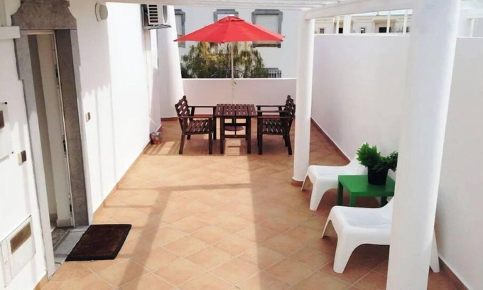 Altura Apartment | Apartment 250 m from Altura beach with terrace, A/C and Internet